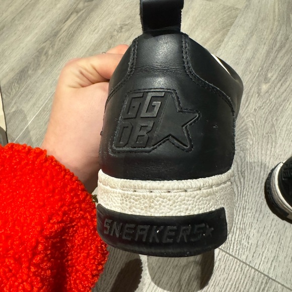 Golden Goose Sneakers - Picture 3 of 6